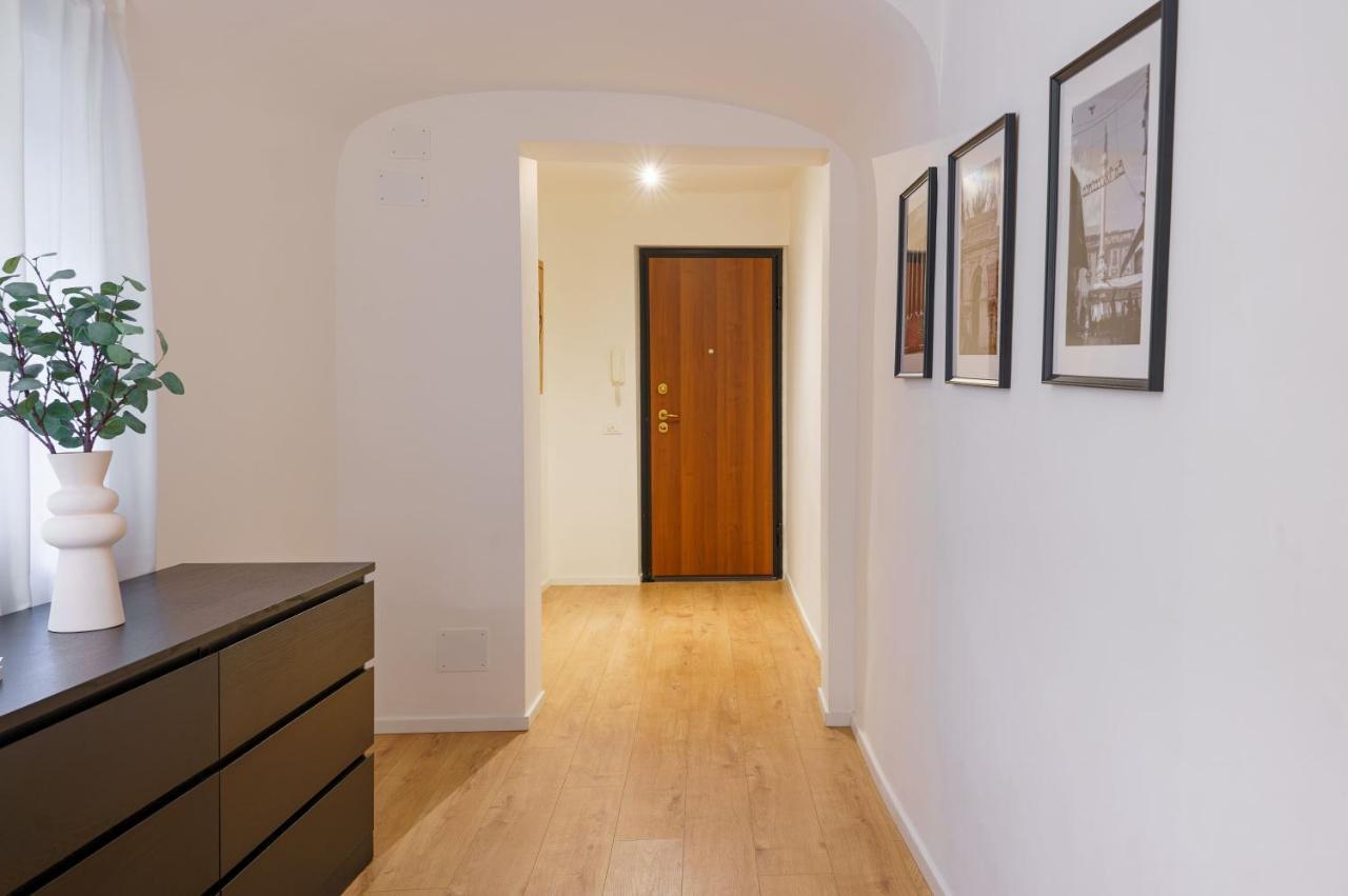 Parlamento Apartment Palermo Exterior foto